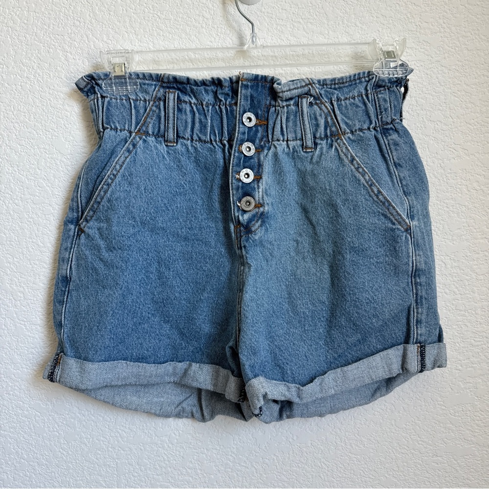 19 S.O.N.G Women High Rise Fly Button Light Wash Blue Short Cotton